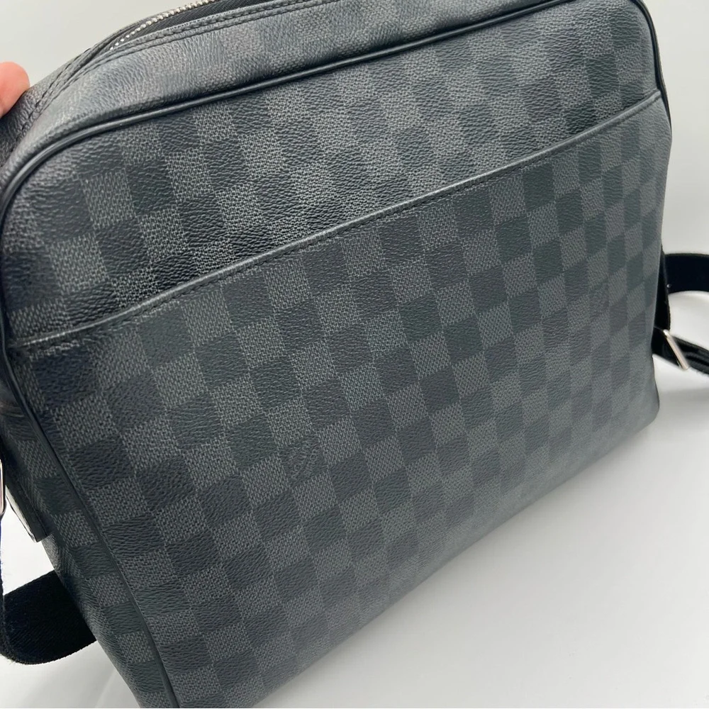 Louis Vuitton Black and Gray Damier Graphite Messenger Bag